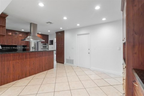 Купить виллу или дом в Майами, Флорида 4 спальни, 223.52м2, № 1971926 - фото 14