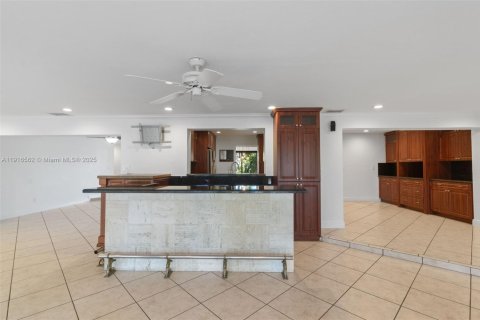 Купить виллу или дом в Майами, Флорида 4 спальни, 223.52м2, № 1971926 - фото 17