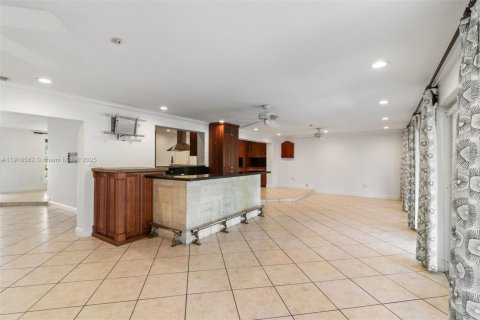 Купить виллу или дом в Майами, Флорида 4 спальни, 223.52м2, № 1971926 - фото 19