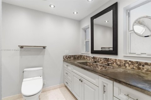 Купить виллу или дом в Майами, Флорида 4 спальни, 223.52м2, № 1971926 - фото 26