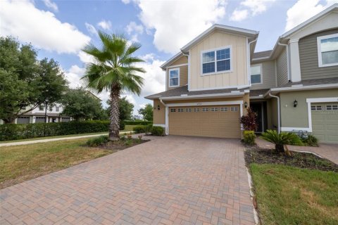 Townhouse in Fish Hawk, Florida 4 bedrooms, 165.37 sq.m. № 2147560 - photo 2