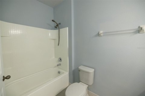Townhouse in Fish Hawk, Florida 4 bedrooms, 165.37 sq.m. № 2147560 - photo 22