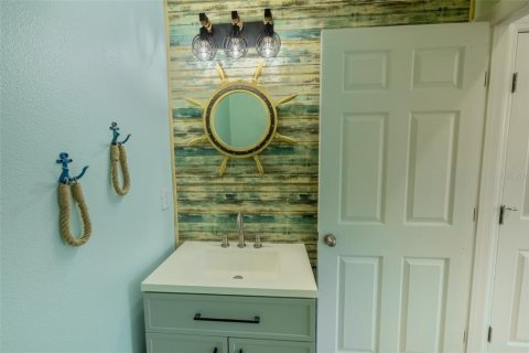 Townhouse in Fish Hawk, Florida 4 bedrooms, 165.37 sq.m. № 2147560 - photo 11