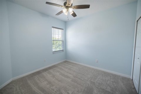 Townhouse in Fish Hawk, Florida 4 bedrooms, 165.37 sq.m. № 2147560 - photo 21