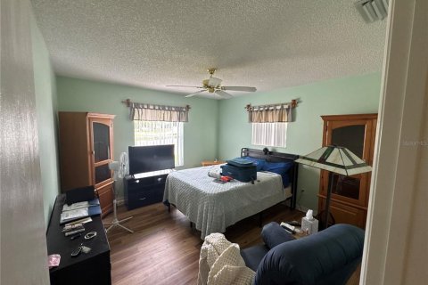 Casa en venta en The Villages, Florida, 2 dormitorios, 106.65 m2 № 2167036 - foto 5