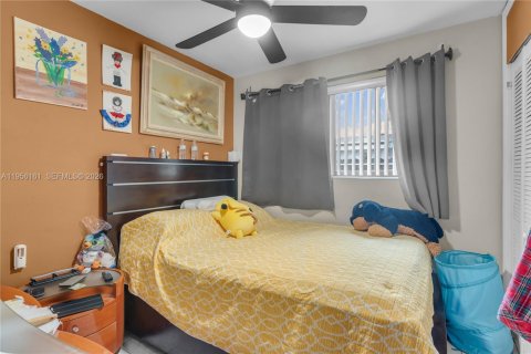 House in Cutler Bay, Florida 4 bedrooms, 183.2 sq.m. № 2009910 - photo 14