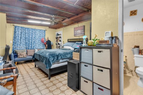 House in Cutler Bay, Florida 4 bedrooms, 183.2 sq.m. № 2009910 - photo 10