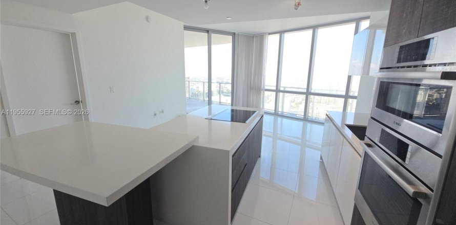 Condo à Miami, Floride, 1 chambre  № 2018018