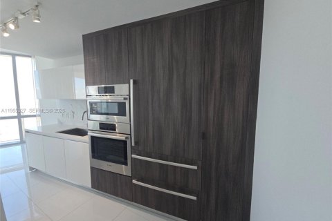 Copropriété à vendre à Miami, Floride: 1 chambre, 110.09 m2 № 2018018 - photo 6