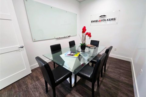 Immobilier commercial à louer à Orlando, Floride: 80.92 m2 № 2290505 - photo 7