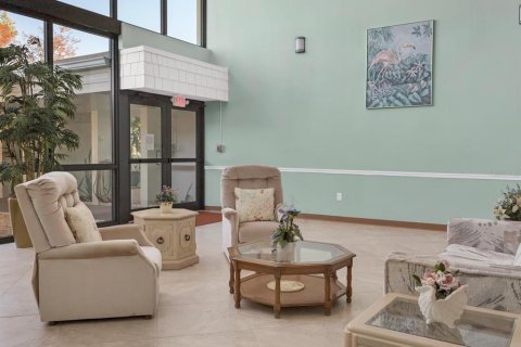 Condo in Port Charlotte, Florida, 2 bedrooms  № 1403565 - photo 9