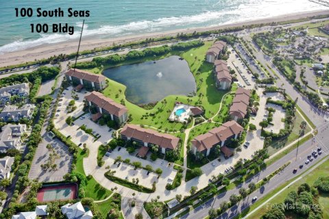 Condo in Jupiter, Florida, 2 bedrooms  № 1955947 - photo 4