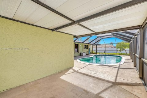 Casa en venta en Pembroke Pines, Florida, 3 dormitorios, 143.35 m2 № 2010485 - foto 26