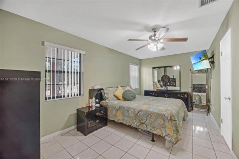 Villa ou maison à vendre à Homestead, Floride: 4 chambres, 153.47 m2 № 1969402 - photo 9