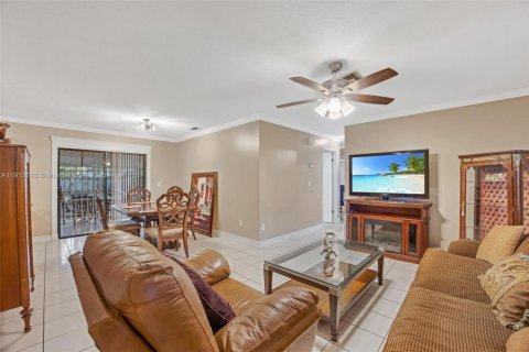 Villa ou maison à vendre à Homestead, Floride: 4 chambres, 153.47 m2 № 1969402 - photo 4