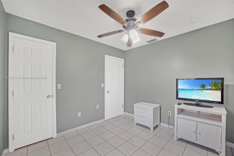 Villa ou maison à vendre à Homestead, Floride: 4 chambres, 153.47 m2 № 1969402 - photo 11