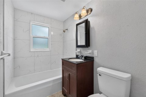 Купить виллу или дом в Брэндон, Флорида 3 комнаты, 107.02м2, № 2273343 - фото 19