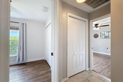Casa en venta en Spring Hill, Florida, 3 dormitorios, 142.98 m2 № 1918774 - foto 25