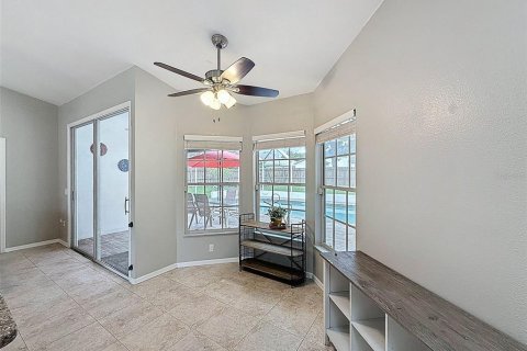 Casa en venta en Spring Hill, Florida, 3 dormitorios, 142.98 m2 № 1918774 - foto 11