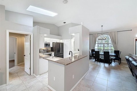Casa en venta en Spring Hill, Florida, 3 dormitorios, 142.98 m2 № 1918774 - foto 7