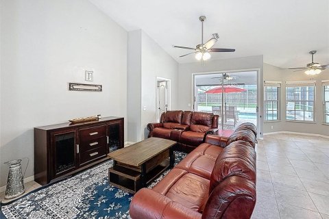 Casa en venta en Spring Hill, Florida, 3 dormitorios, 142.98 m2 № 1918774 - foto 14