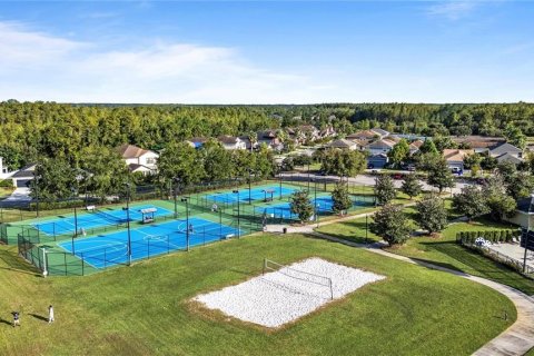 Townhouse in CONNERTON

 in Land O' Lakes, Florida 3 bedrooms, 148.74 sq.m. № 2232517 - photo 22