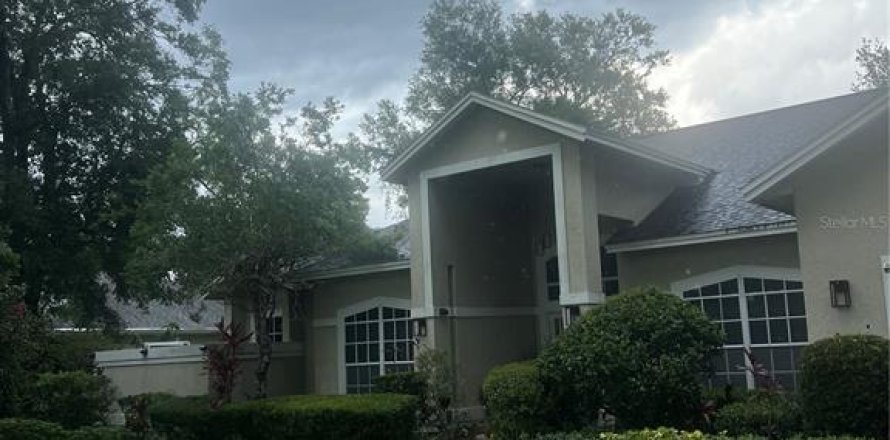 House in Apopka, Florida 4 bedrooms, 237.09 sq.m. № 1750527