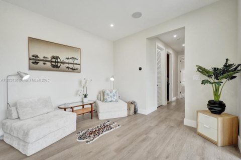 Adosado en venta en Fort Lauderdale, Florida, 4 dormitorios, 281.49 m2 № 1790496 - foto 20