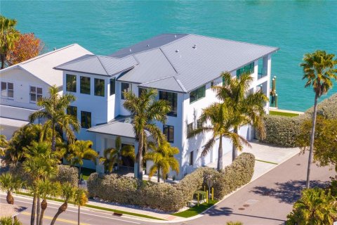 Villa ou maison à vendre à Saint Pete Beach, Floride: 5 chambres, 510.68 m2 № 2111902 - photo 4