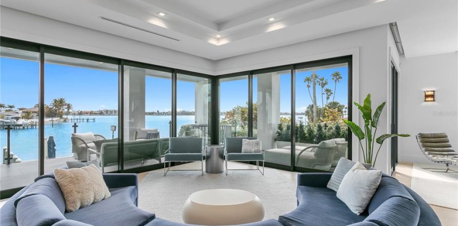Villa ou maison à Saint Pete Beach, Floride 5 chambres, 510.68 m2 № 2111902