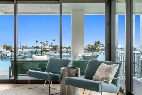 Villa ou maison à vendre à Saint Pete Beach, Floride: 5 chambres, 510.68 m2 № 2111902 - photo 20