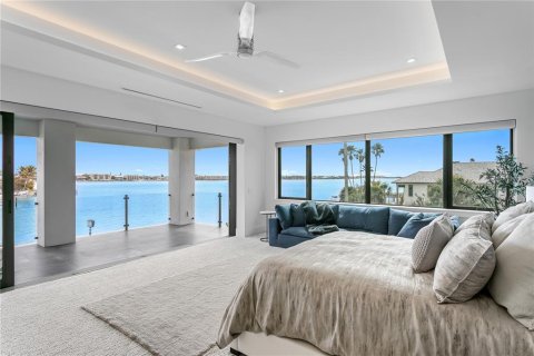 Villa ou maison à vendre à Saint Pete Beach, Floride: 5 chambres, 510.68 m2 № 2111902 - photo 24