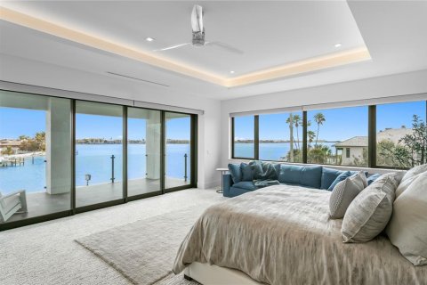 Villa ou maison à vendre à Saint Pete Beach, Floride: 5 chambres, 510.68 m2 № 2111902 - photo 25
