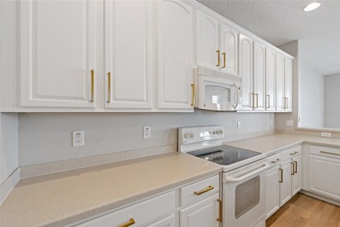 Adosado en alquiler en Saint Petersburg, Florida, 3 dormitorios, 189.89 m2 № 1907855 - foto 13