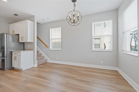 Adosado en alquiler en Saint Petersburg, Florida, 3 dormitorios, 189.89 m2 № 1907855 - foto 15