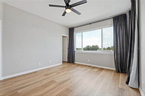 Adosado en alquiler en Saint Petersburg, Florida, 3 dormitorios, 189.89 m2 № 1907855 - foto 25
