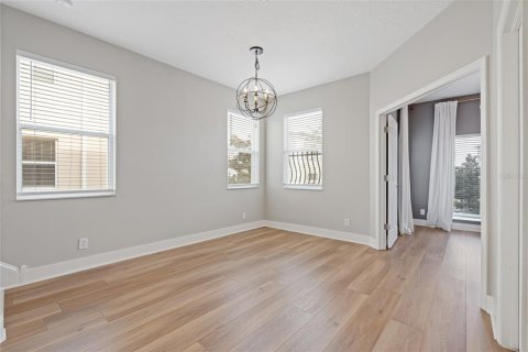 Adosado en alquiler en Saint Petersburg, Florida, 3 dormitorios, 189.89 m2 № 1907855 - foto 17