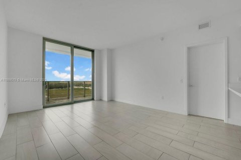 Condo in Sunrise, Florida, 2 bedrooms  № 1928722 - photo 4