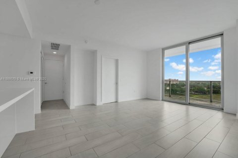 Condo in Sunrise, Florida, 2 bedrooms  № 1928722 - photo 8