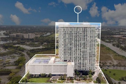 Condo in Sunrise, Florida, 2 bedrooms  № 1928722 - photo 29