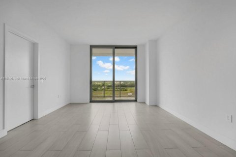 Condo in Sunrise, Florida, 2 bedrooms  № 1928722 - photo 3