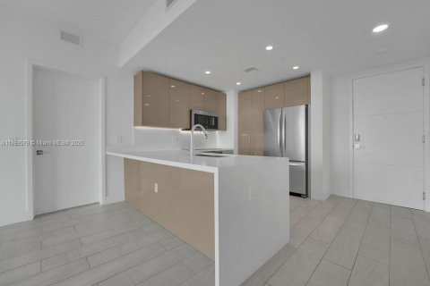 Condo in Sunrise, Florida, 2 bedrooms  № 1928722 - photo 6