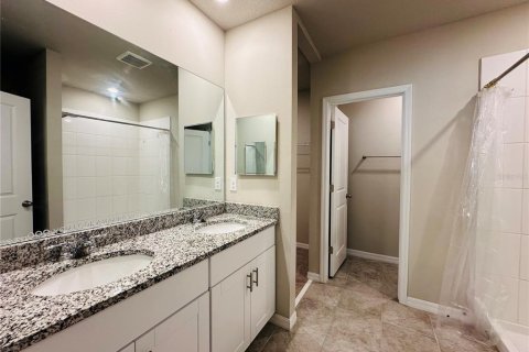 House in Plant City, Florida 4 bedrooms, 181.81 sq.m. № 1780948 - photo 2