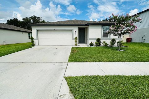 House in Plant City, Florida 4 bedrooms, 181.81 sq.m. № 1780948 - photo 1