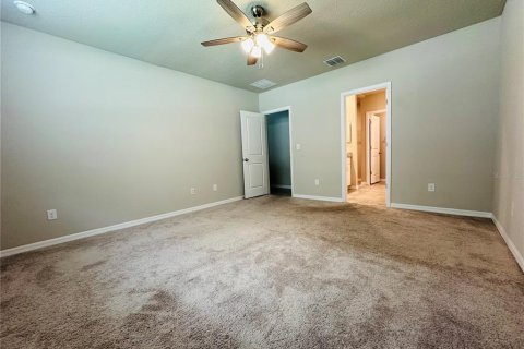 House in Plant City, Florida 4 bedrooms, 181.81 sq.m. № 1780948 - photo 27