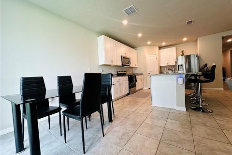 House in Plant City, Florida 4 bedrooms, 181.81 sq.m. № 1780948 - photo 21