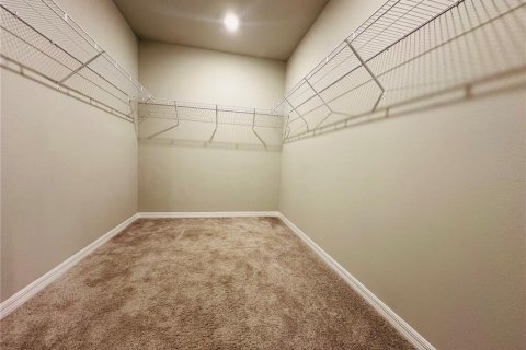 House in Plant City, Florida 4 bedrooms, 181.81 sq.m. № 1780948 - photo 4