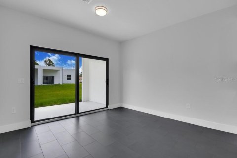 Immobilier commercial à vendre à Lehigh Acres, Floride: 222.13 m2 № 2364739 - photo 18