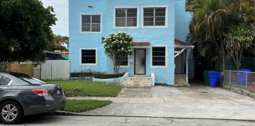 Immobilier commercial à Miami, Floride 1 chambre, 27.87 m2 № 1832269