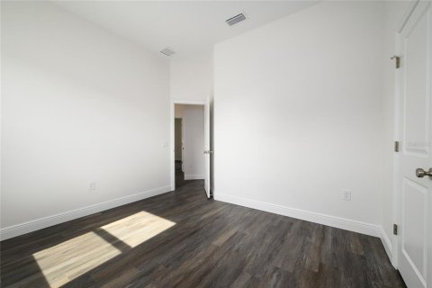 House in Orlando, Florida 4 bedrooms, 164.25 sq.m. № 1826972 - photo 18